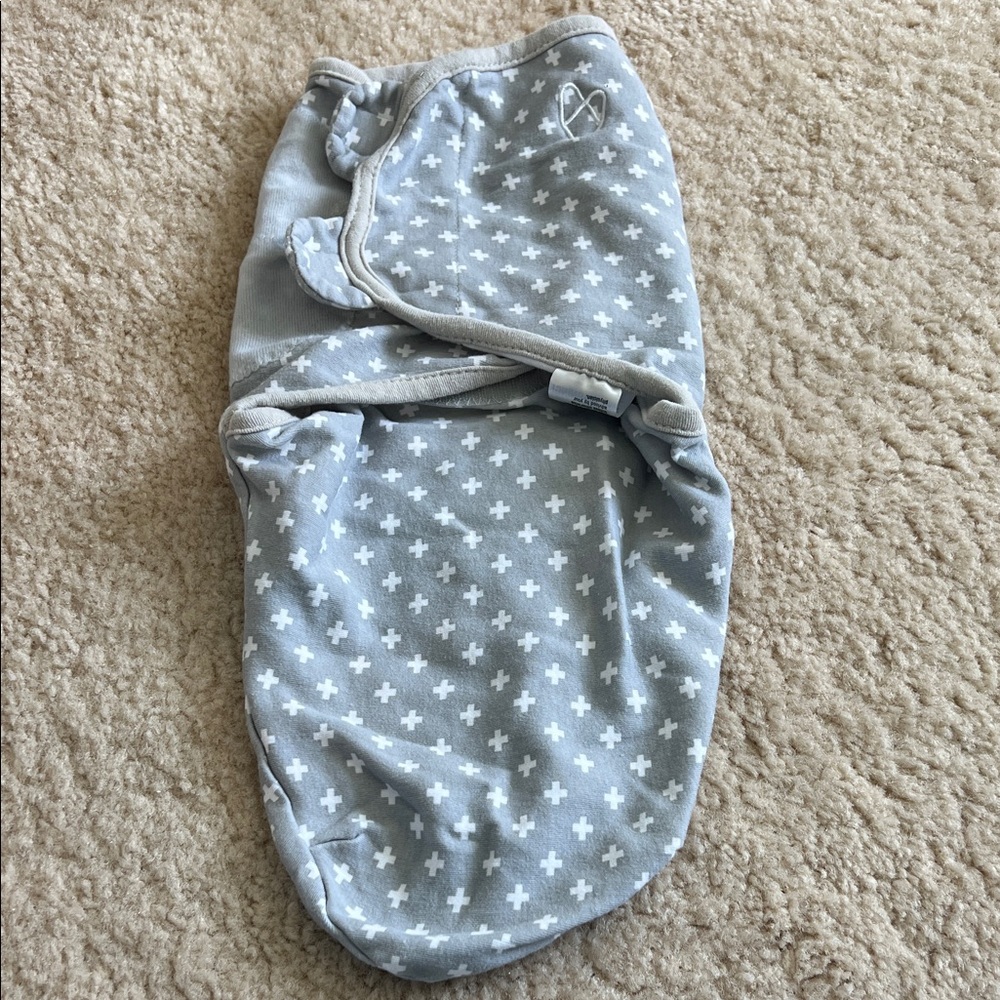 SwaddleMe Soft Gray Swaddle with Cross Pattern